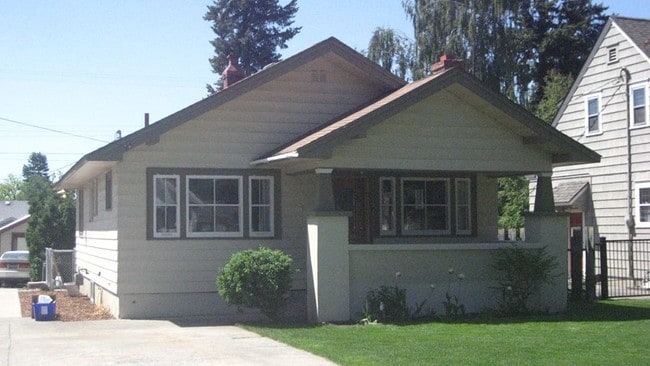 Photo - 3323 W Alice Ave