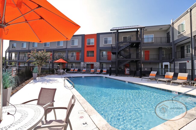 Pool - The Hub at Mountcastle Apartments