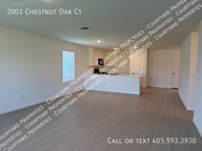 Photo - 2001 Chestnut Oak Ct