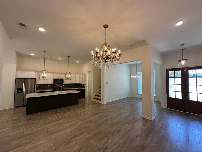 4998 Farmland Way
