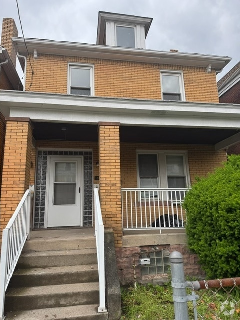 Building Photo - 1118 Sylvan Ave Rental