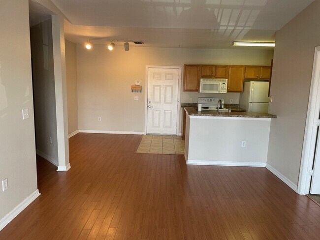 Photo - 5550 E Michigan St Unit 3329