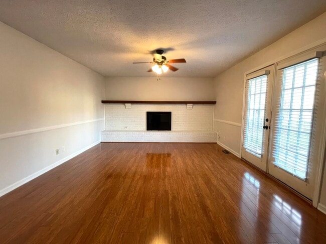 Photo - 3 Bedroom Home in Fishers with Bonus Room!