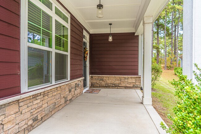 Photo - 153 Keowee Cir