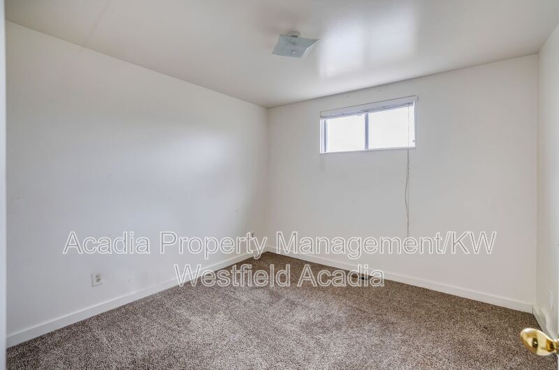324 S 500 E St