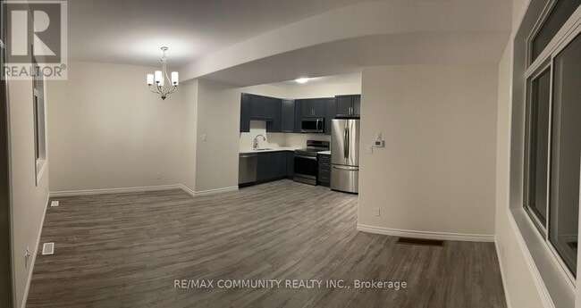 Photo - 23 Nipigon St