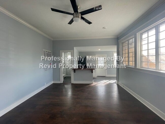 Photo - 56 N Willett St Apartment Unit 56 # 3