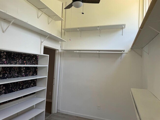 Photo - 519 Corydon Dr