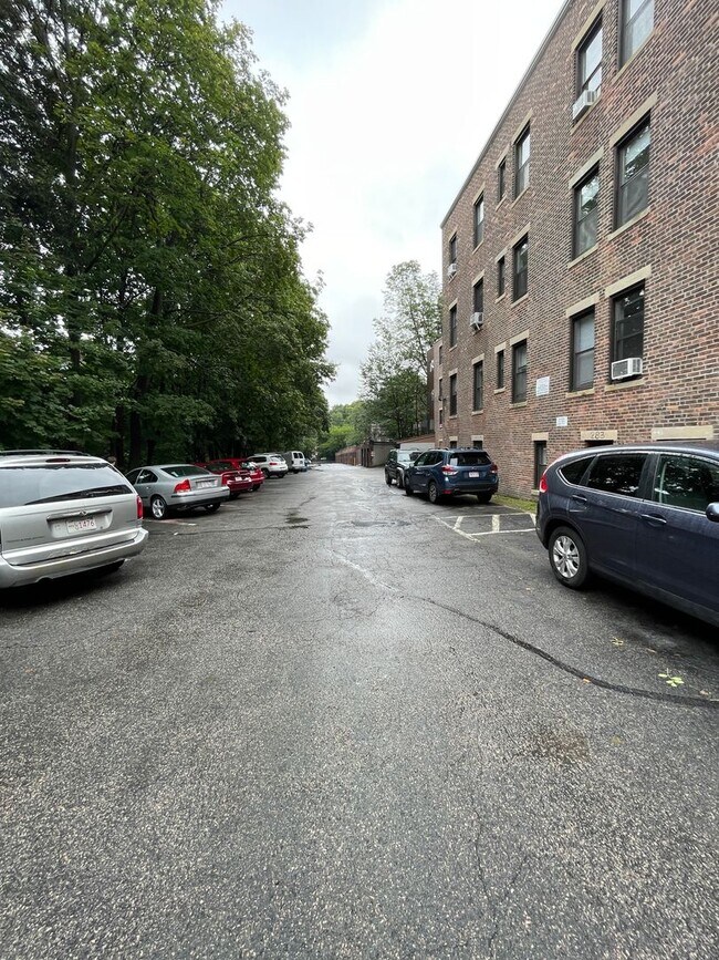 Photo - 279 St Paul St