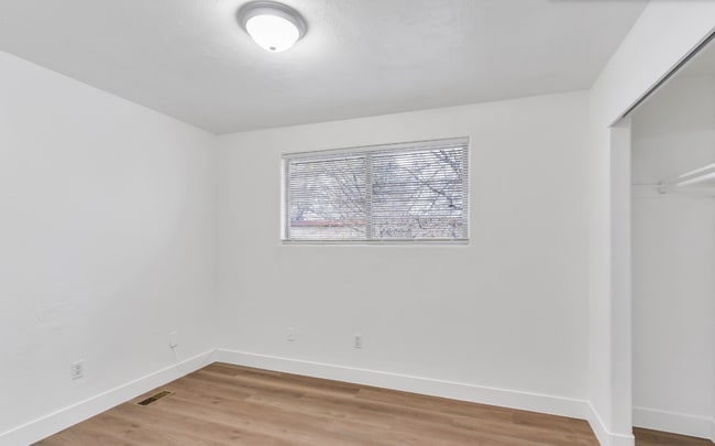 1794 Shannon Cir Unit 70 B