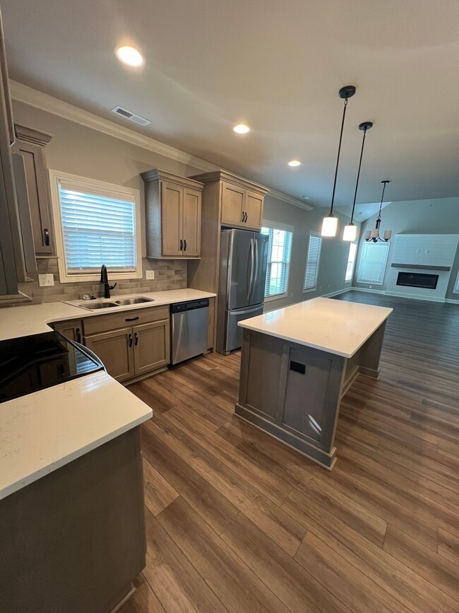 Photo - 556 Cumberland Pointe Ln