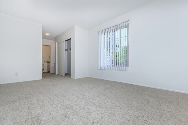 Photo - The Monrovia Apartment Homes