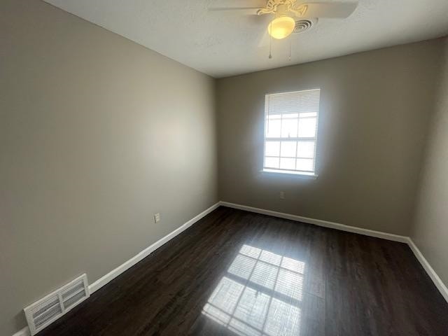 Photo - 546 CHARLES St