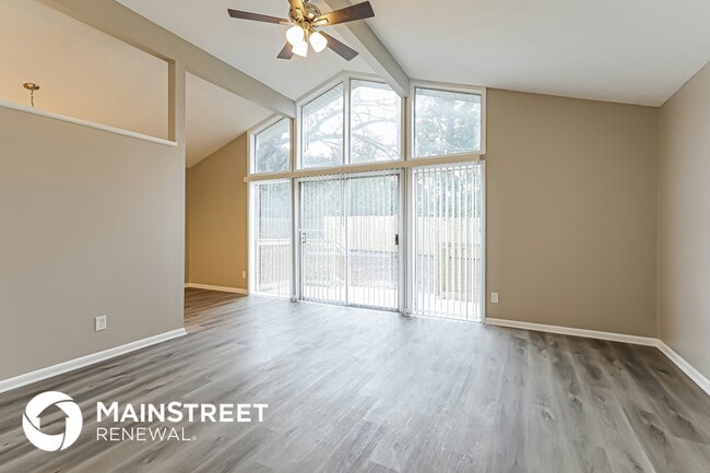Photo - 4936 Perrine Dr