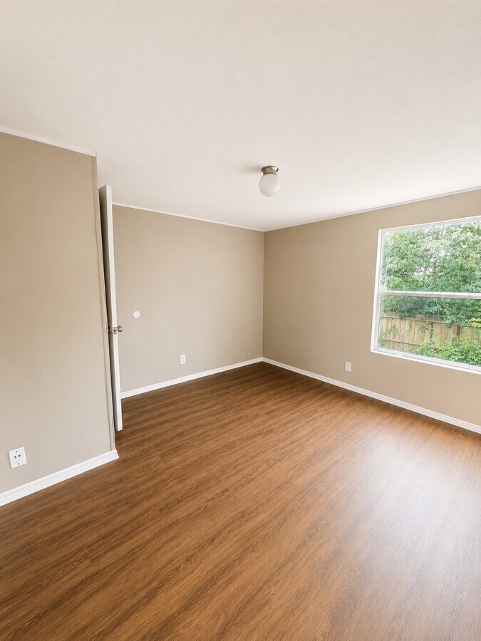 Photo - 620 County Rd 3545