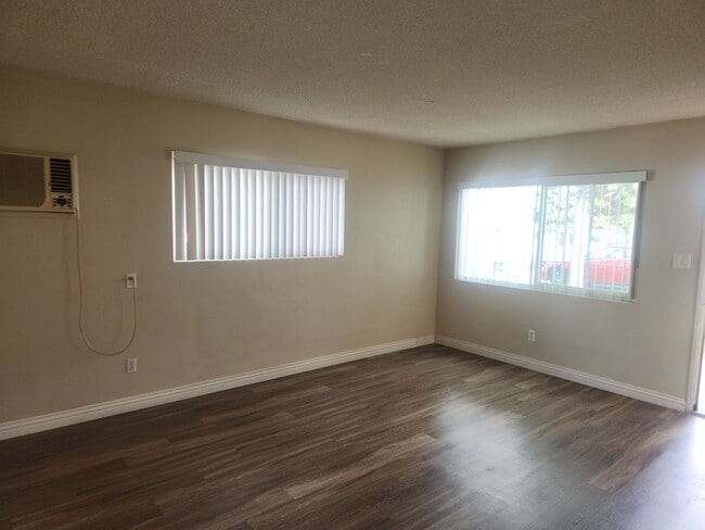 Photo - Affordable 2 bedroom, 1 Bath Lower Unit