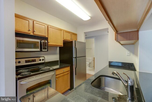 Photo - 1727 Ascot Way Unidad A