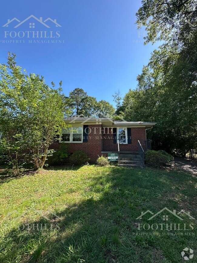 Building Photo - 2 Bedroom Duplex off Concord Rd Rental