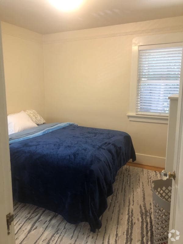 Building Photo - 8528 SW 35th Ave Rental