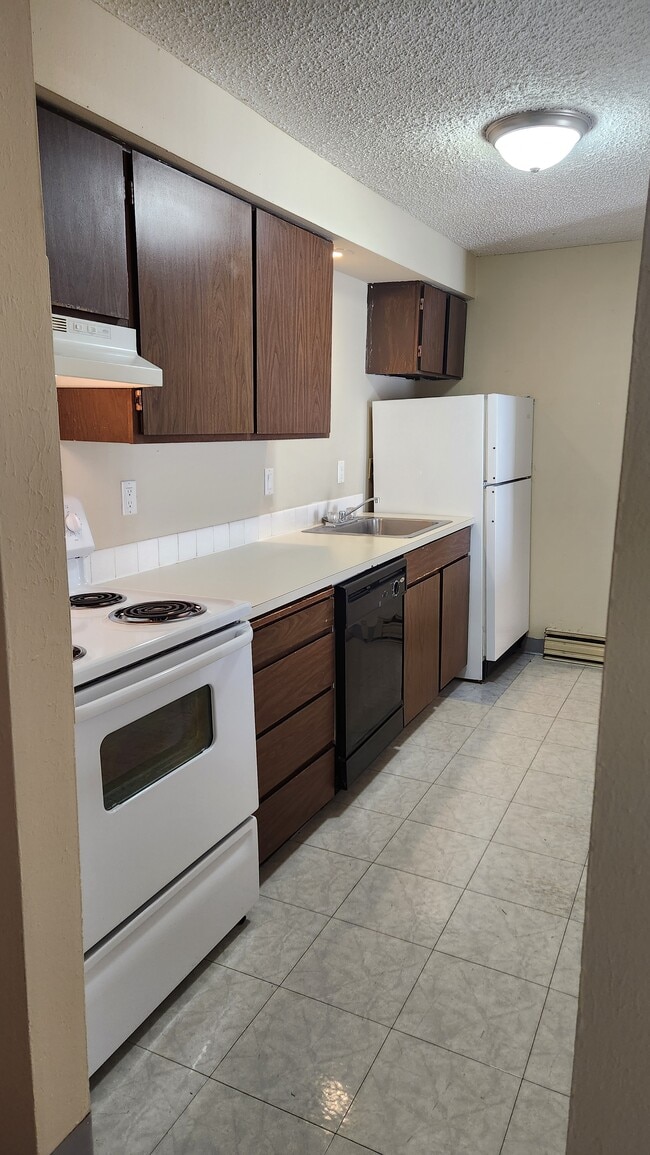 Garden Manor Apartments