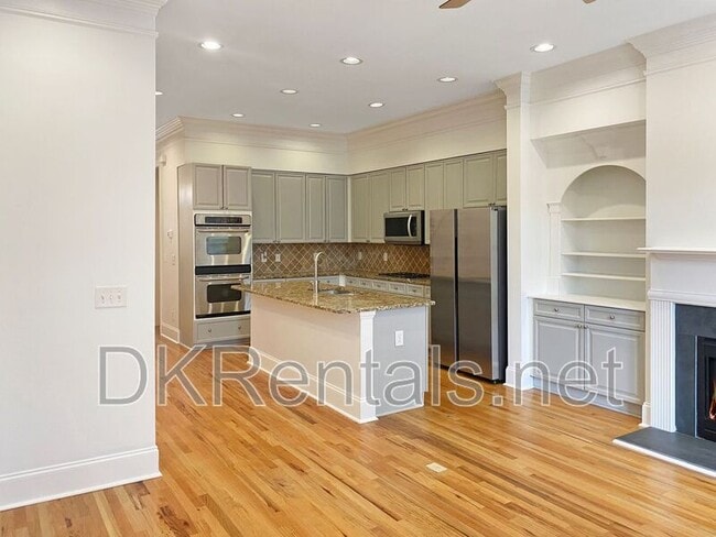 Photo - 2838 Crescent Park Ln