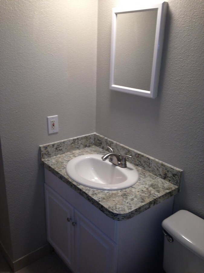 Bathroom - River's Landing