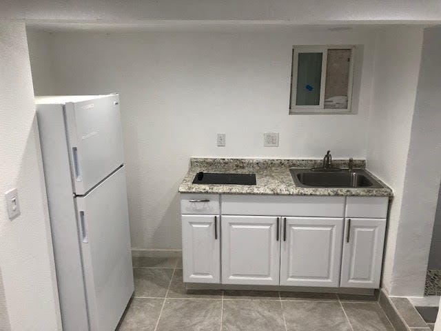 Building Photo - 4042 Delta St Unit Downstairs Rental