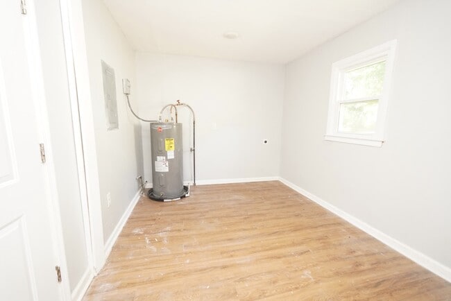 Photo - 4227 49th Ave N