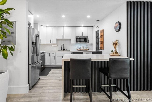 Building Photo - 8014 Ambach Way