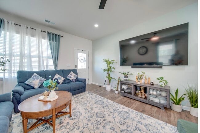 Photo - 9609 Margrave Dr