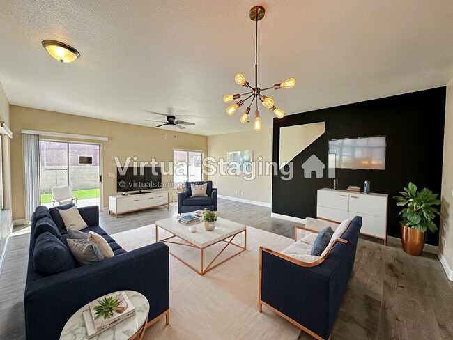 Photo - 3 BEDROOM TOWNHOME WITH YARD + 2 CAR GARAG...