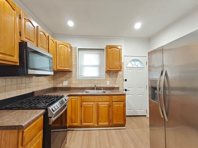 Photo - 4441 N Chadwick St
