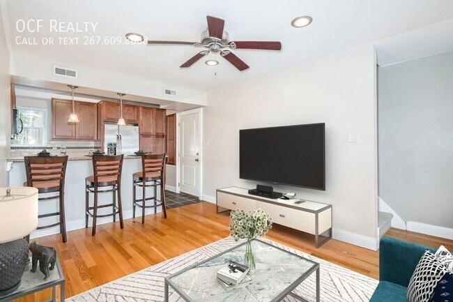 Photo - 2220 Fitzwater St Unit 2