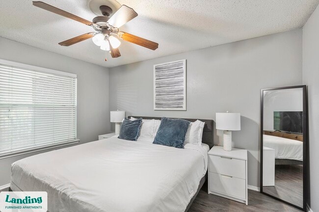 Photo - 1919 W Tarrant Rd Unidad 1406