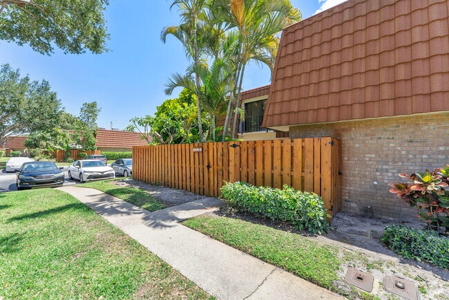 Building Photo - 3308 Spanish Wells Dr Rental