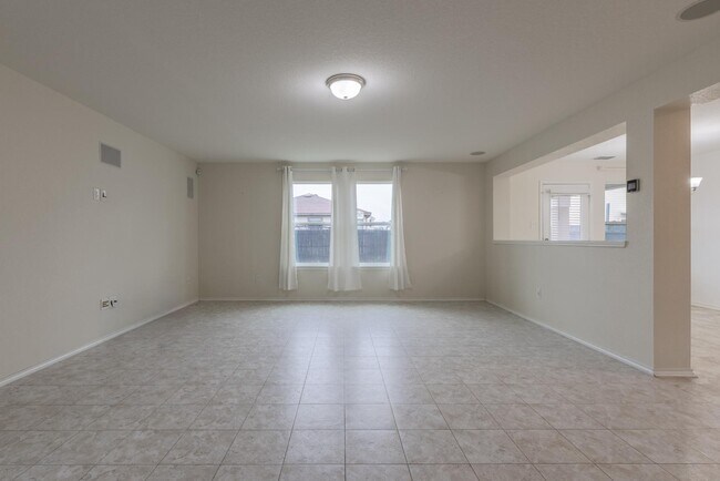 Photo - 4439 Donley Byu