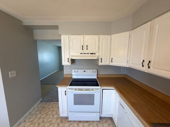 Photo - 4471 E Pikes Peak Ave Unit 4471