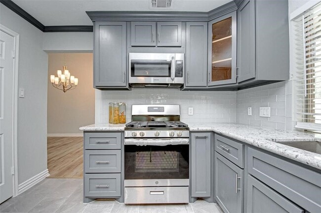 Photo - 2615 Woodstream Blvd