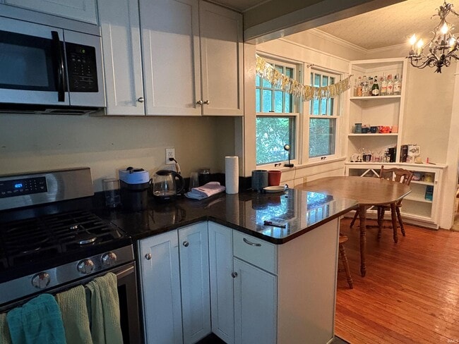 Photo - 518 S Swain Ave