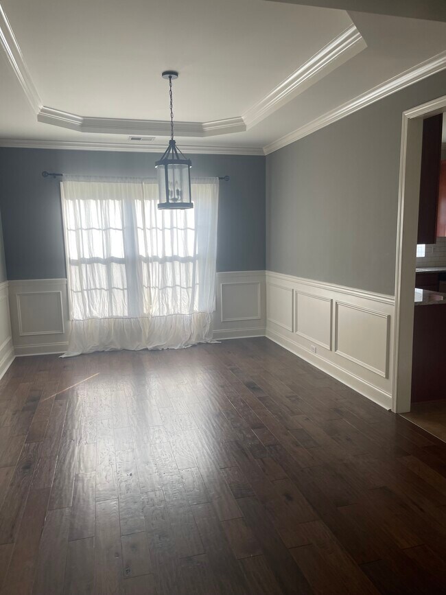 Photo - 3320 Blackford Pkwy