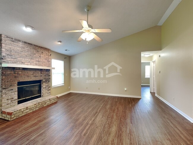 Photo - 1702 Acorn Rd