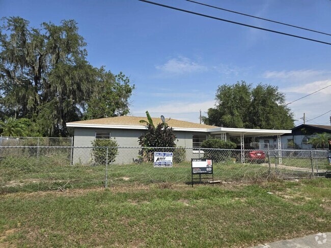 Building Photo - 1060 W Tee Cir Rental