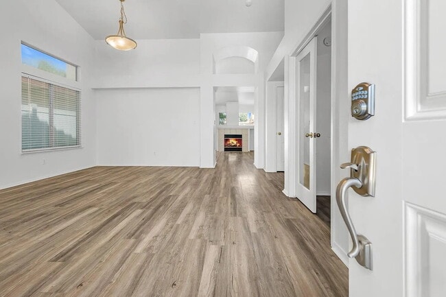 Photo - Spacious 4 Bedroom, 2 Bathroom Home!