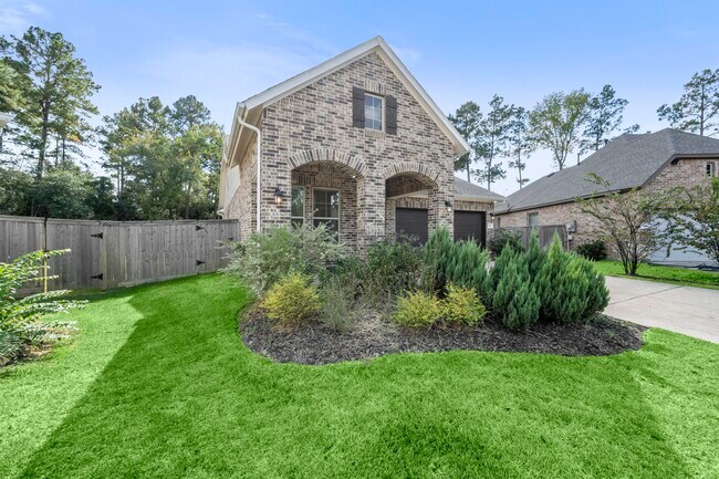 Photo - 104 Winged Elm Ct