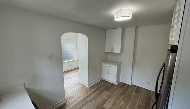 Photo - 738-738 Sheridan Ave