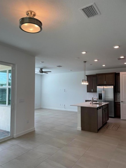 Photo - 1535 Verawood Ln