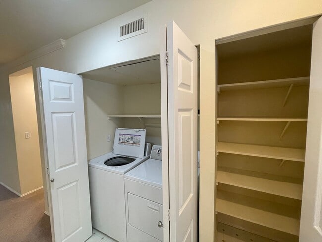 Photo - Sammamish - 3 BR, 2 BTH ground floor condo...