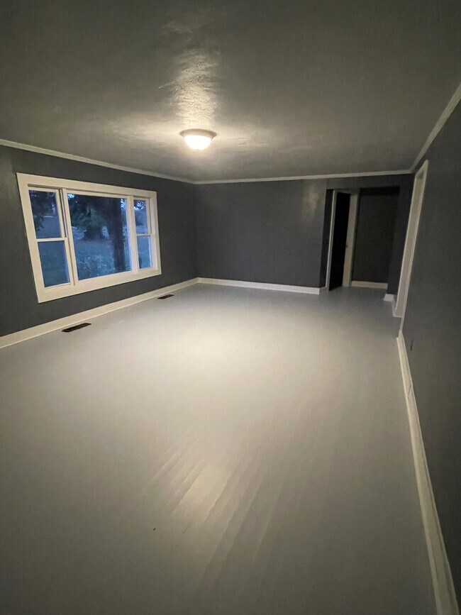 Photo - 13958 Bainbridge Rd