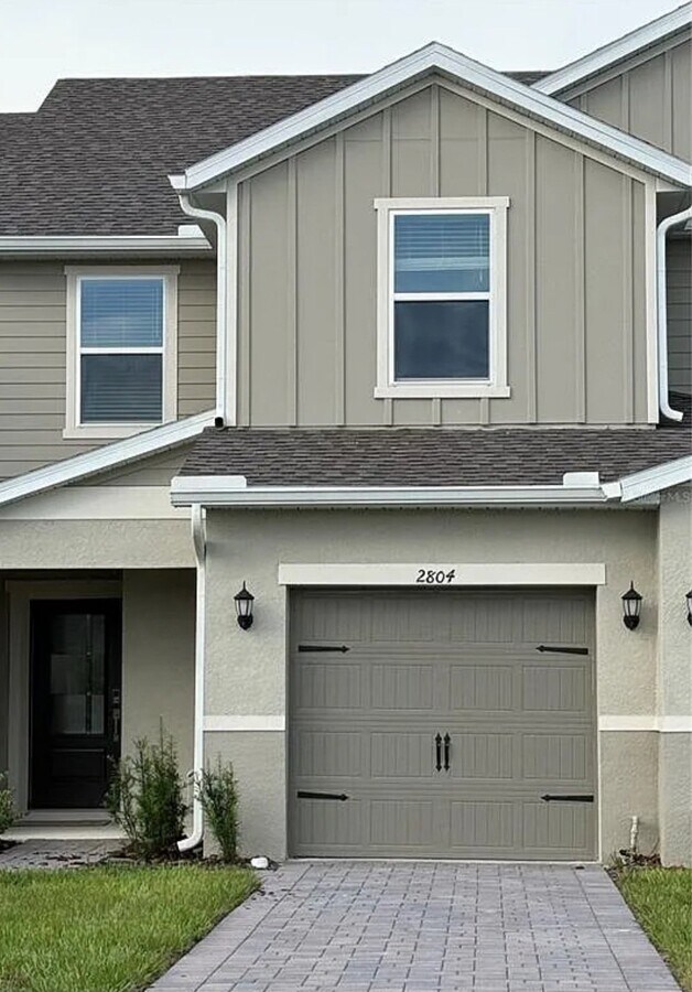 Photo - 2804 Moonshadow Ct