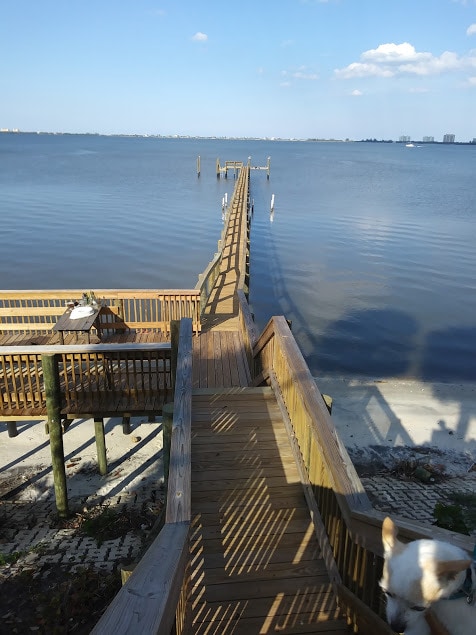 Photo - 11107 S Indian River Dr Unit Front view